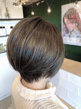 アミィヘアー(Ami Hair) ミニボブ×ハイライト