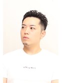 フェード刈り上げナチュラルオールバックツーブロックショート