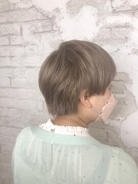 プライズ アイリス 池袋東口店(prize Iris) ハイトーングレージュ10代20代12650円