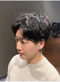 ビジネスナチュラルショート ツーブロックパーマ センターパート