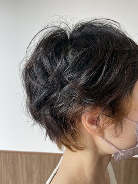 ヘアアンドスパ アイリス hair&spa Iris 南鳩ヶ谷1分☆30代からの本格サロン】ショートスタイル