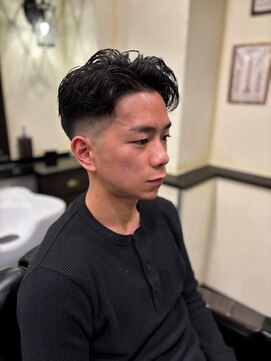 スカイマスターバーバー 渋谷(SKY MASTER BARBER) スキンフェードパーマスタイル<理容室>[床屋/シェービング/渋谷]