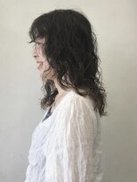 シーカ ニカイ(siika NIKAI)&nbsp;ふんわりカーリースタイル