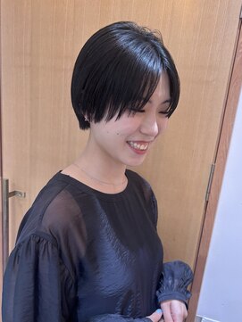 シーナ(sina) マッシュショート