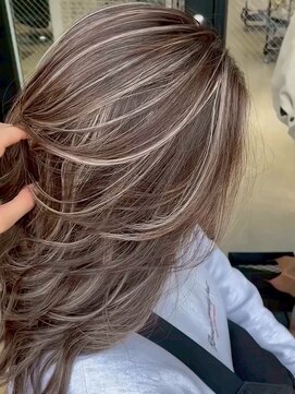 オニキス 原宿(ONYX) r97 白髪白髪ぼかしハイライトバレイヤージュ50代ミディアム