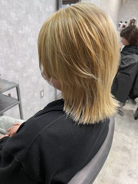 ヘアメイク リヴ(Hair Make Liv) White beige