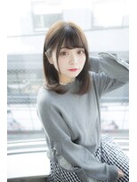 サロンドミルク 原宿(salon de MiLK)&nbsp;【salon de MiLK 原宿】耳かけミディアムイルミナアッシュ