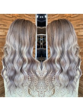 ラピス 横浜(Lapis) ホワイトグレー×3Dメッシュ