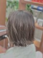 リーフェ バイアルティナ(Rife by artina) グレージュカラー×きりっぱなし量感を見極め外ハネしやすく!