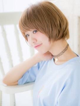 ブルー(BLUE) 外国人風ハイトーンカラー前下がりミニボブ10代20代30代c水戸