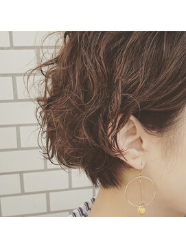 ヘアブランコブランコ 横浜(hair blanco_blanco) 似合わせカット/くびれヘア/デザインカラー/艶ボルドー[横浜駅]