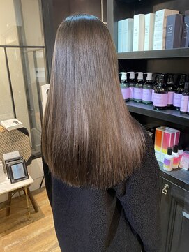 ヘアーアンドファッションシオミエイチ (hair＆fashion shiomi H) ベージュカラー