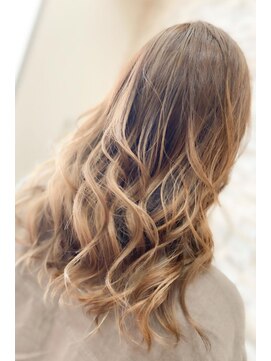 ネイバー(Neighbor) ベージュ系カラー