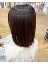 ビセナカオ(Visees de NAKAO)&nbsp;髪質改善ストレートでツヤツヤに