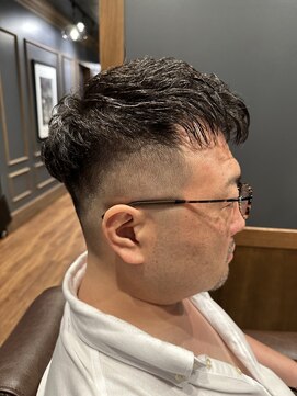 銀座 シノ 本店(shino) 【銀座理容室】フェード×アイロンパーマ