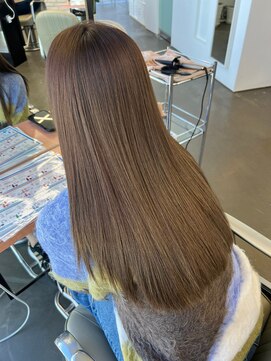 ディフィーノ 青山(DIFINO) サラ艶髪/韓国風レイヤーカット/ベージュ