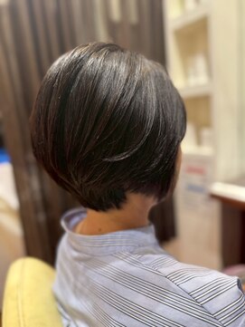 美容室ヒラトヤ 都南店 ショート女子♪襟足スッキリ大人キレイなショートボブ 30代40代