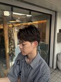 スウェル 船橋店(Swell)&nbsp;弱めのカールと束感の動きを加えたフェザーパーマ【Men's】
