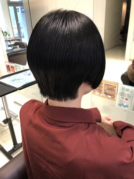 スリーヘアーデザインズ(Three Hair Designs) a