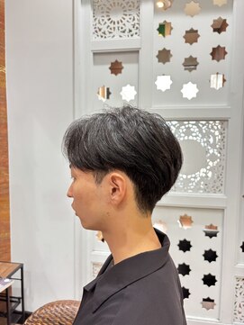メンズサロンバムオム 名古屋栄店(MEN’S SALON BAMM HOMME) 就活前に清潔感のあるセンターパート