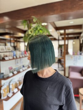 ヤソ(yaso) ホライゾングリーン　×  ボブ