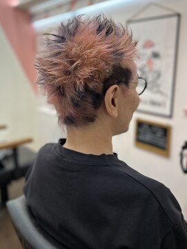 スパイキーショートダブルカラーブリーチベビーピンク