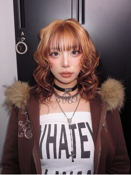 アフィナー 新宿(Afinar) 残留を活かしたデザインカラー