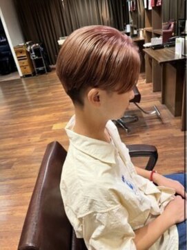 ランソ 新宿(RUNSO) 刈り上げセンターパート