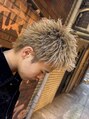 イーラ(era) ハイトーンスパイキーショート