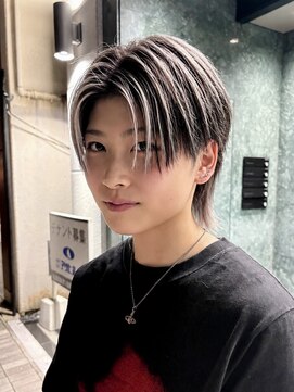 サロウィン 広島(SALOWIN) *デザインショートウルフ