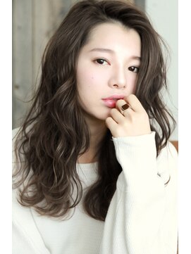 チョビー(Chobii) [chobii/表参道]21/小顔カット/外国人風/モードヘア/栗原