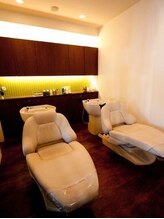 カルムヘアーサロン(calm hair salon)