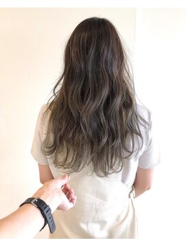 シンス(Since) バレイヤージュにグレーベージュ