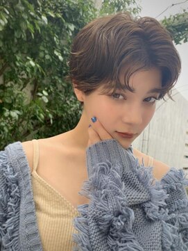 フェメ 立川(PHEME) ショート/センターパート