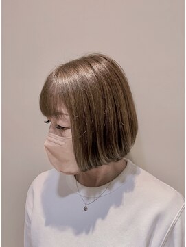 アンチェ(Anche) 前下がりボブ