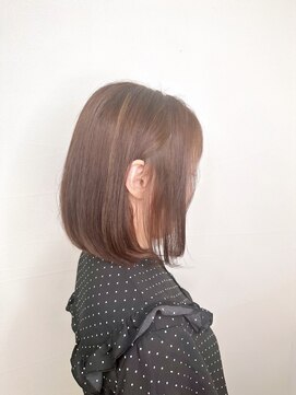 トリニティ 本厚木(trinity) 大人可愛い内巻きボブ20代30代40代斜めバングハイライト本厚木