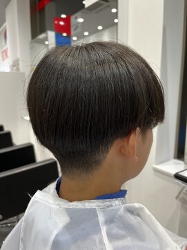 オーシャントーキョー 仙台(OCEAN TOKYO) 刈り上げショートマッシュ黒髪メンズヘア仙台