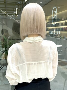 ゼスト フィーノ(ZEST fino) 立川で作るホワイトベージュ