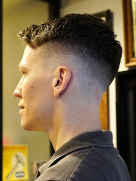 ダウバーバーショップ(DAU BARBER SHOP) フェザーアップ