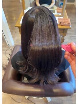 リム(Limb) 【艶髪】ラベンダーグレージュ　外ハネミディアム