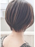 ショートボブ