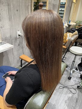 パダ(PADA) アッシュベージュロング♪