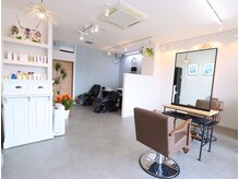 シェアーズ(SHERS.)の雰囲気（リラックスしながら『なりたいスタイル』が叶うリゾート風サロン）