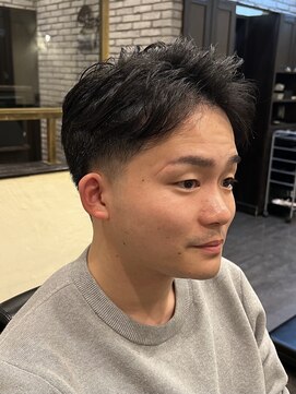 キングマンバーバー(KING MAN BARBER) テーパースキンフェード