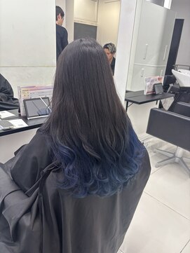 アライブ ハラジュク(ALIVE harajuku) 【ALIVE 夕貴】色落ちグレーのブルーグラデーションカラー