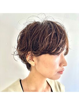 ジュベ(juve.) ショートパーマ