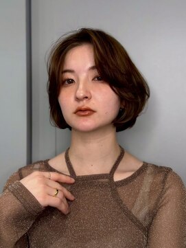 ヒュー 広島(HEW) ふんわりレイヤーボブ