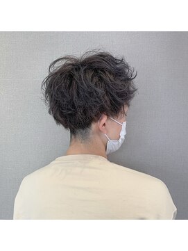 リリ(Liri material care salon by JAPAN) くせを活かしたメンズマッシュスタイル！