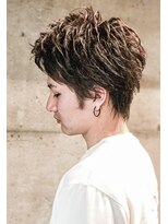グランアージュ 池袋東口店(grandage)&nbsp;束感ショートウルフアップバング /ツーブロック刈り上げa