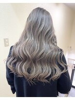 バーチョ(bacio)&nbsp;グレージュバレイヤージュ ワンレングス